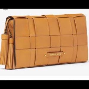 Michael Kors Vivian Clutch